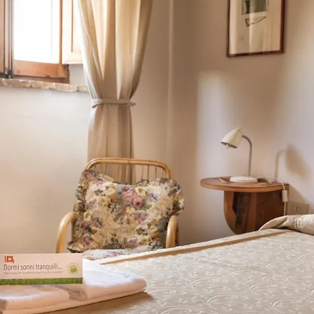 Girolomoni - Monastero Bed & Breakfast 3*